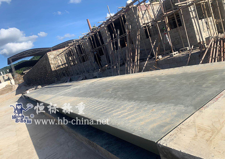 100吨地磅 \